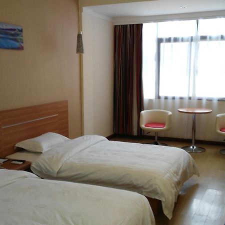Thank Inn Chain Hotel Henan Xinyang Train Station Gongqu Road Екстериор снимка
