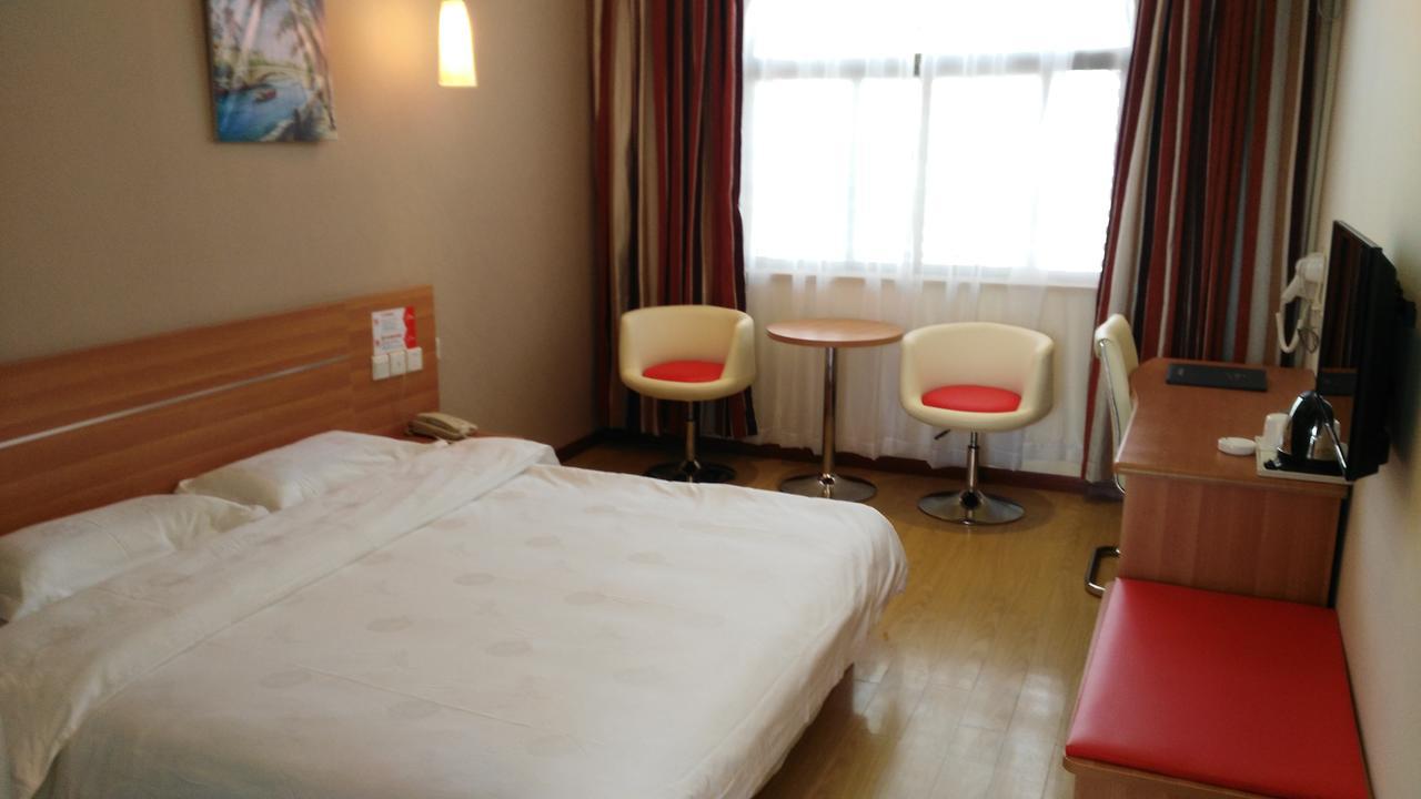 Thank Inn Chain Hotel Henan Xinyang Train Station Gongqu Road Екстериор снимка