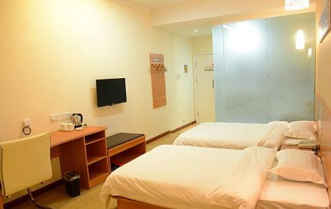 Thank Inn Chain Hotel Henan Xinyang Train Station Gongqu Road Екстериор снимка